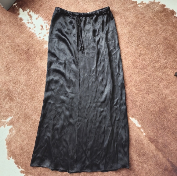 Zara Silky Satin Long Black Maxi Skirt - Picture 6 of 6